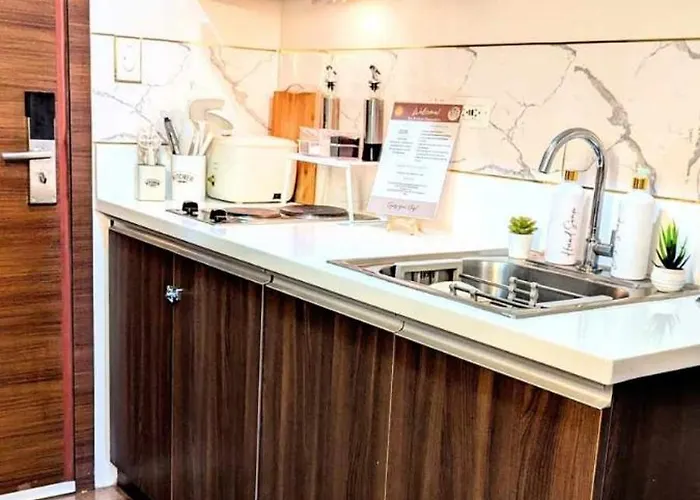 Sun And Moon Cozywhite Air Residences Makati Apartment *